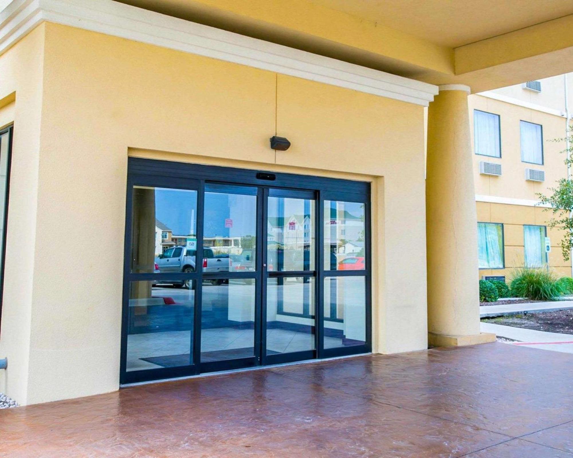 Sleep Inn & Suites New Braunfels Extérieur photo